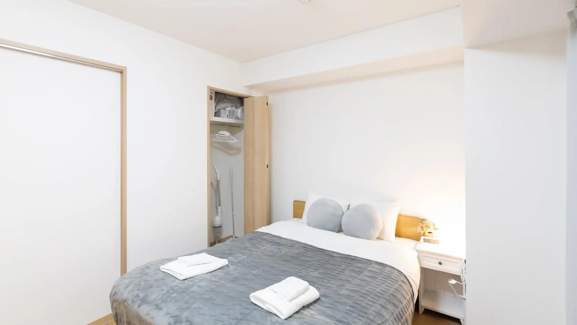 エイビル Ei Building Apartment Osaka 0*,  Japan